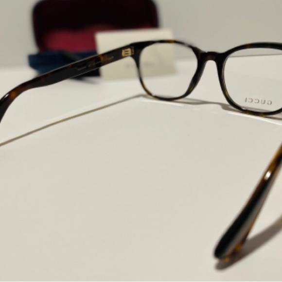 Gucci GG00050 Round Glasses For Women perfect for RX lenses Brand New Set - Picture 3 of 5